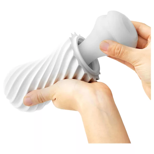 TENGA Flex - masturbator - prožen - bel