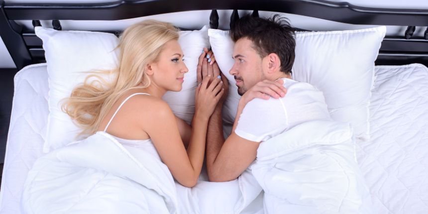 Mlada odrasla para prvič odkrivata drug drugega | lovesexshop.si sex shop